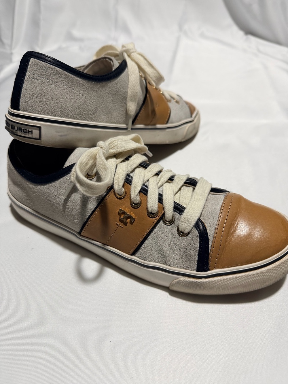 Tory Burch Tan Leather & Light Gray Suede Low-Top Sneakers with black Trim